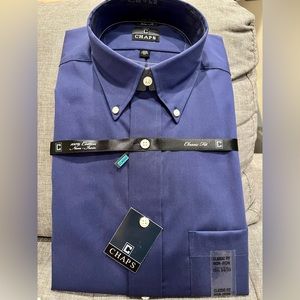 NWT Men’s Chaps Classic Fit Button Down Shirt.